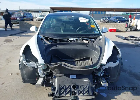 2023 Tesla Model 3 Rear-Wheel Drive из США, поврежденный, VIN 5YJ3E1EA8PF406027